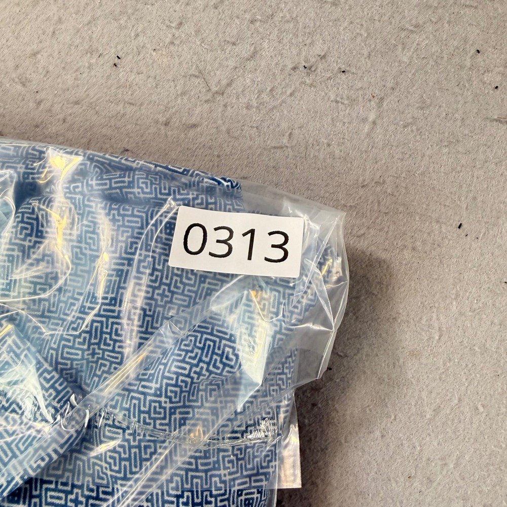 Preswick & Moore Men XL Blue Geometric Print Rayon Button Down Shirt - Picture 9 of 9